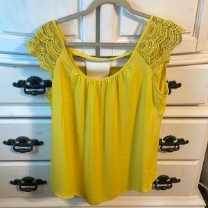 XL bright yellow top